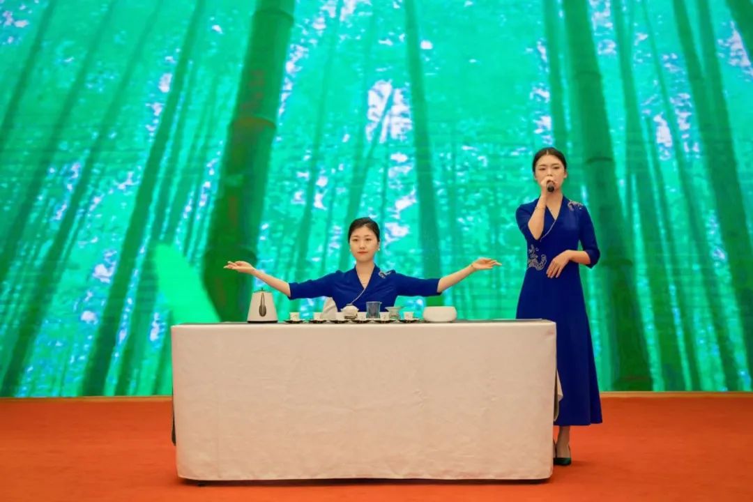 感恩茶叙